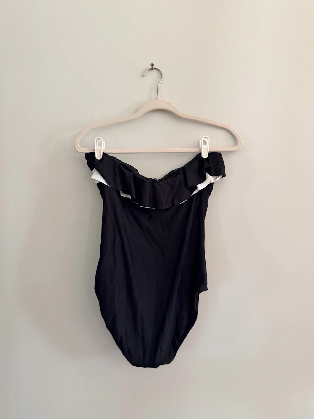 Tommy Hilfiger Women's Strapless Flounce One-Piece Swimsuit